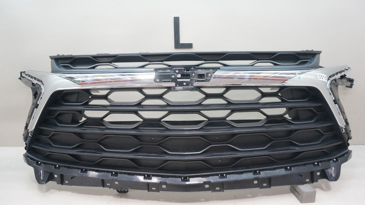 2023-2026 CHEVROLET BLAZER FRONT GRILLE OEM 42744931
