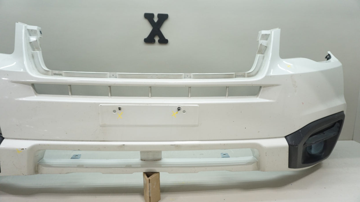 2017-2018 SUBARU FORESTER FRONT BUMPER COVER 57704SG030 OEM