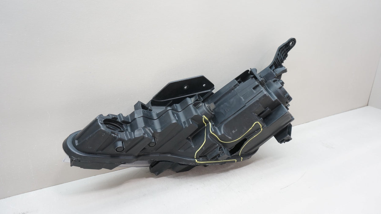 2019-2020 HYUNDAI ELANTRA FRONT RIGHT PASSENGER SIDE HALOGEN HEADLIGHT OEM