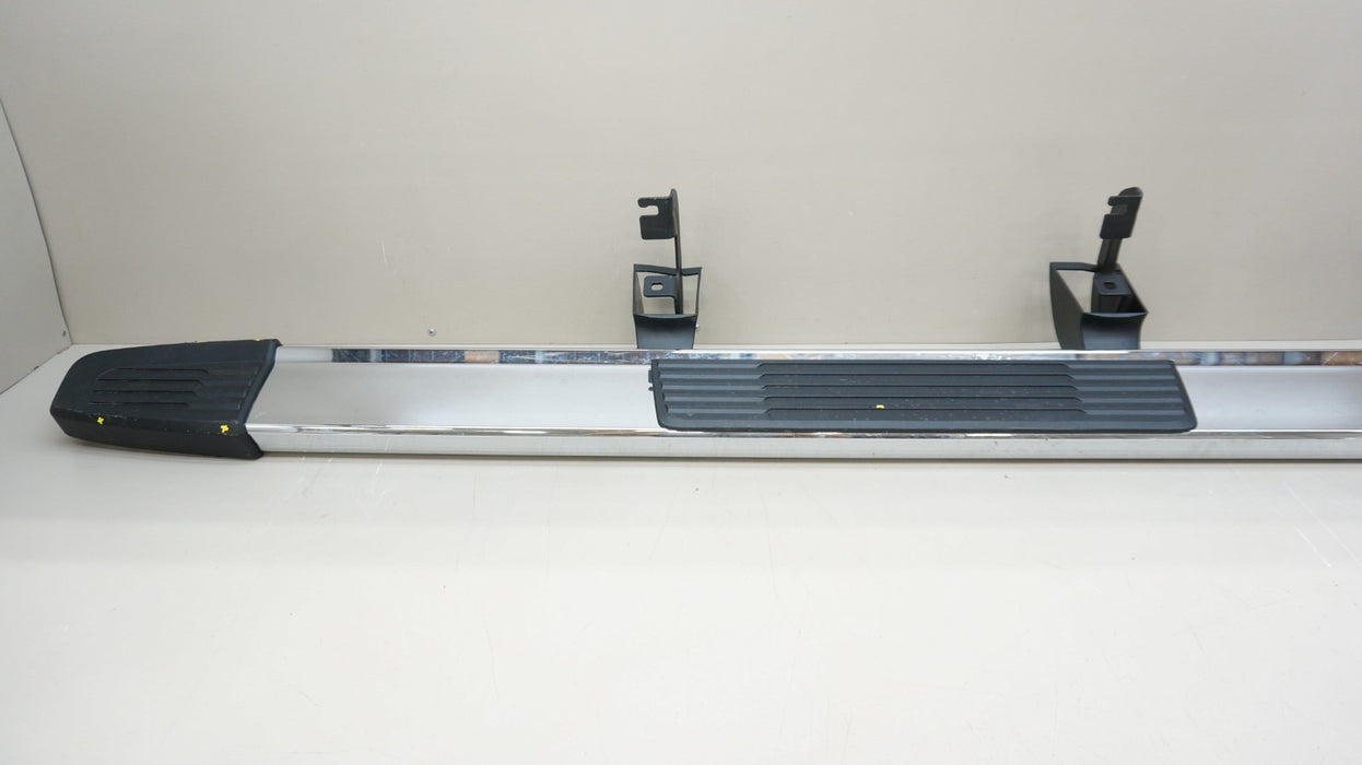 2019-2024 CHEVROLET SILVERADO / SIERRA 1500 RIGHT RUNNING BOARD OEM 84016710