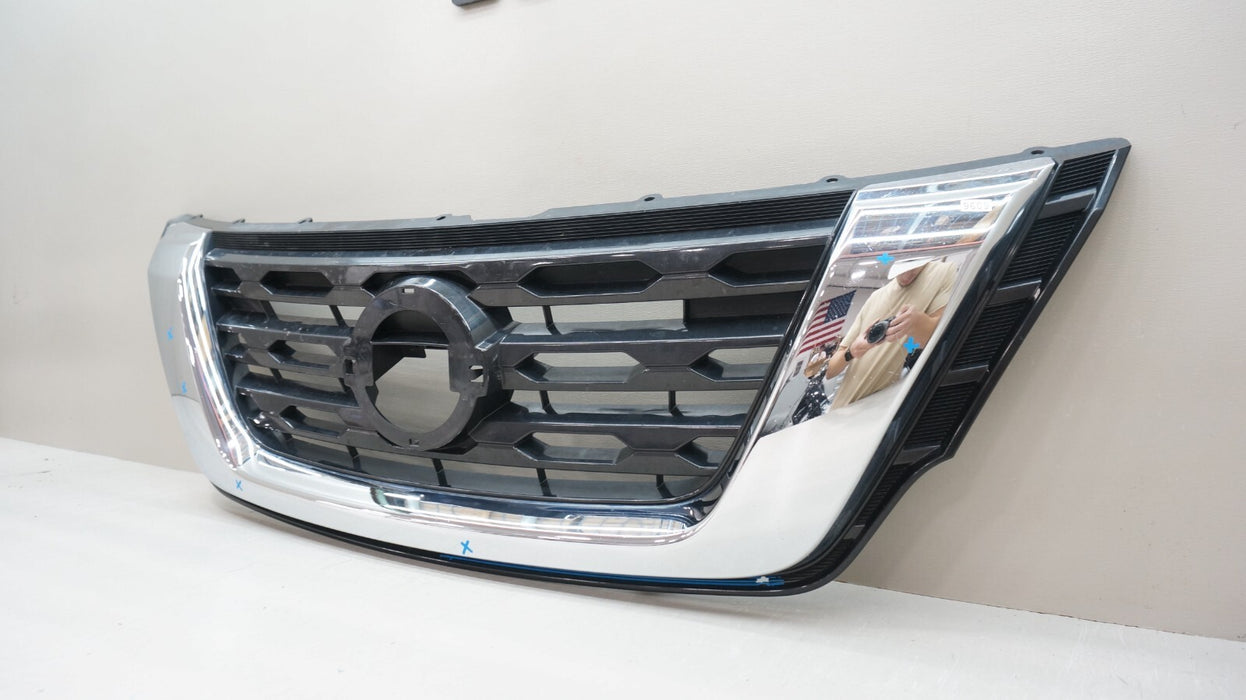 2017-2020 NISSAN PATHFINDER FRONT BUMPER RADIATOR GRILLE OEM 623109PF1A