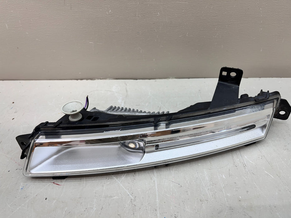 2017-2024 JAGUAR F-PACE RH FRONT LED DRL FOG LIGHT OEM HK83 15200 AE