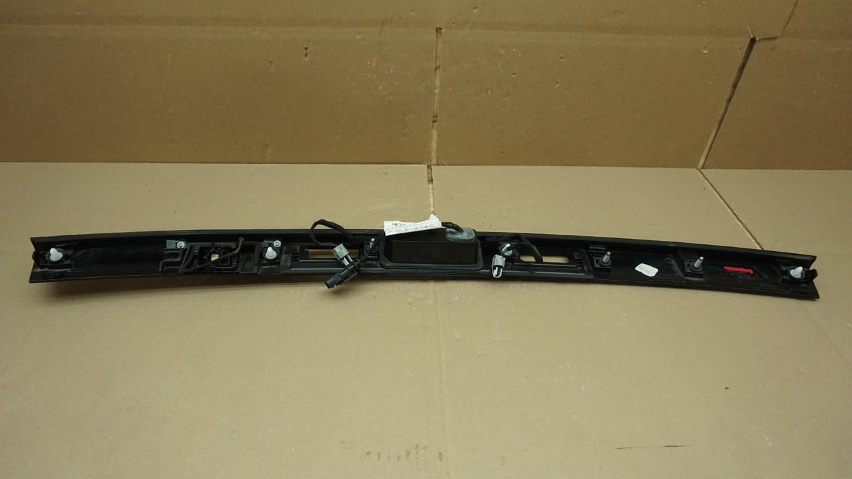2018-2019 LAND ROVER DISCOVERY SPORT REAR TAILGATE LICENSE TRIM OEM HK72-40406-G
