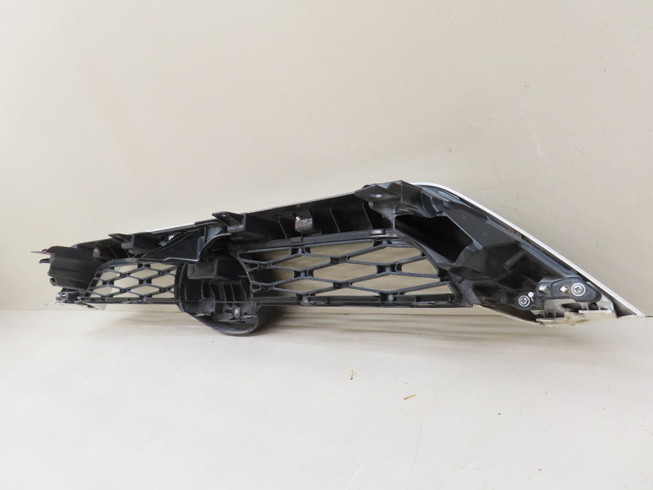 2015-2018 TOYOTA 4RUNNER FRONT RADIATOR GRILLE GRILL OEM