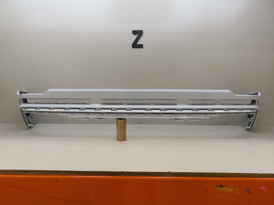 2019-2023 AUDI Q8 S-LINE REAR MIDDLE BUMPER COVER LOWER VALANCE OEM 4M8807527D