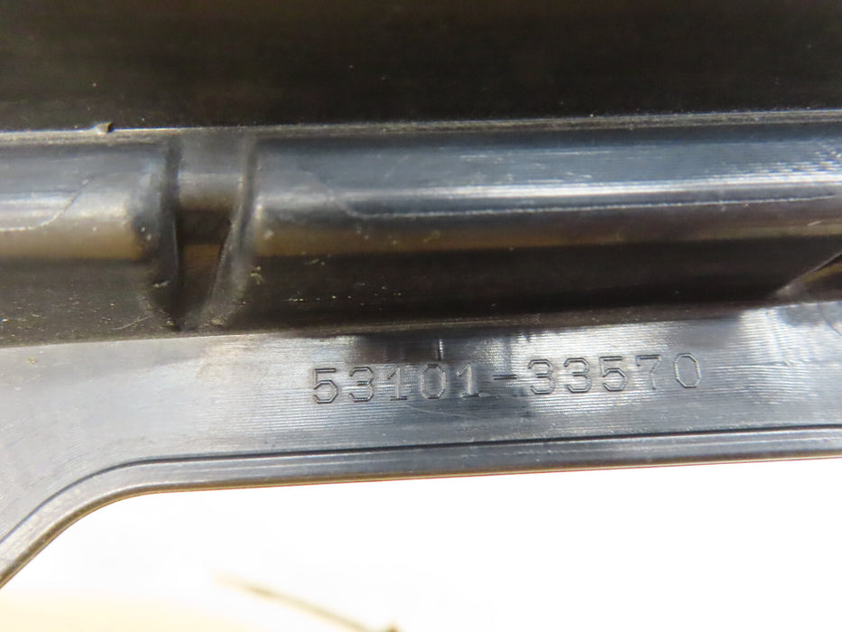 2015-2017 TOYOTA CAMRY FRONT RADIATOR UPPER GRILL GRILLE BRACKET OEM