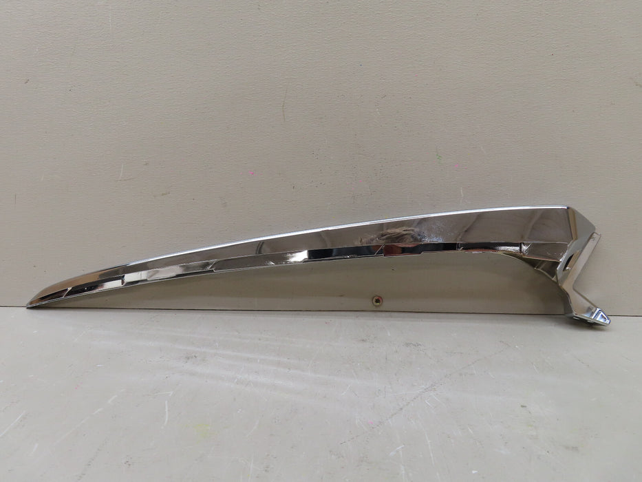 2023-2024 HONDA CR-V FRONT RIGHT HEADLIGHT  MOLDING TRIM OEM 33102-3A1-A010