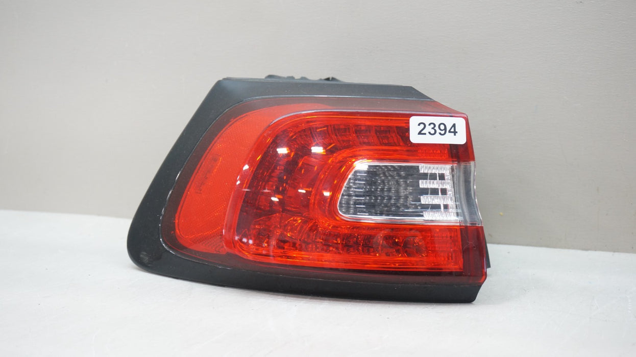 2014-2018 JEEP CHEROKEE REAR LEFT DRIVERS SIDE TAIL LIGHT OEM
