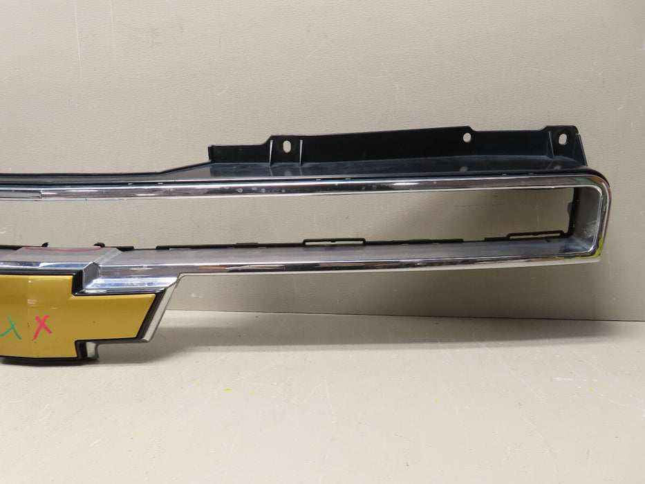 2007-2014 CHEVROLET TAHOE SUBURBAN FRONT UPPER GRILLE 15835087