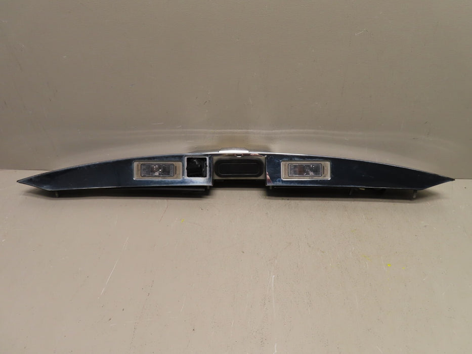 2010-2015 CHEVROLET EQUINOX TRUNK TRIM MOULDING 22802060 OEM *