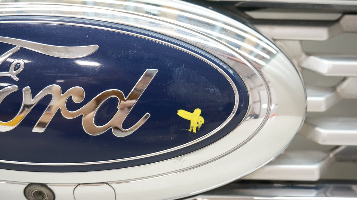 2018-2021 FORD EXPEDITION MAX PLATINUM FRONT GRILLE W / CAMERA OEM JL1B-8200-PHW