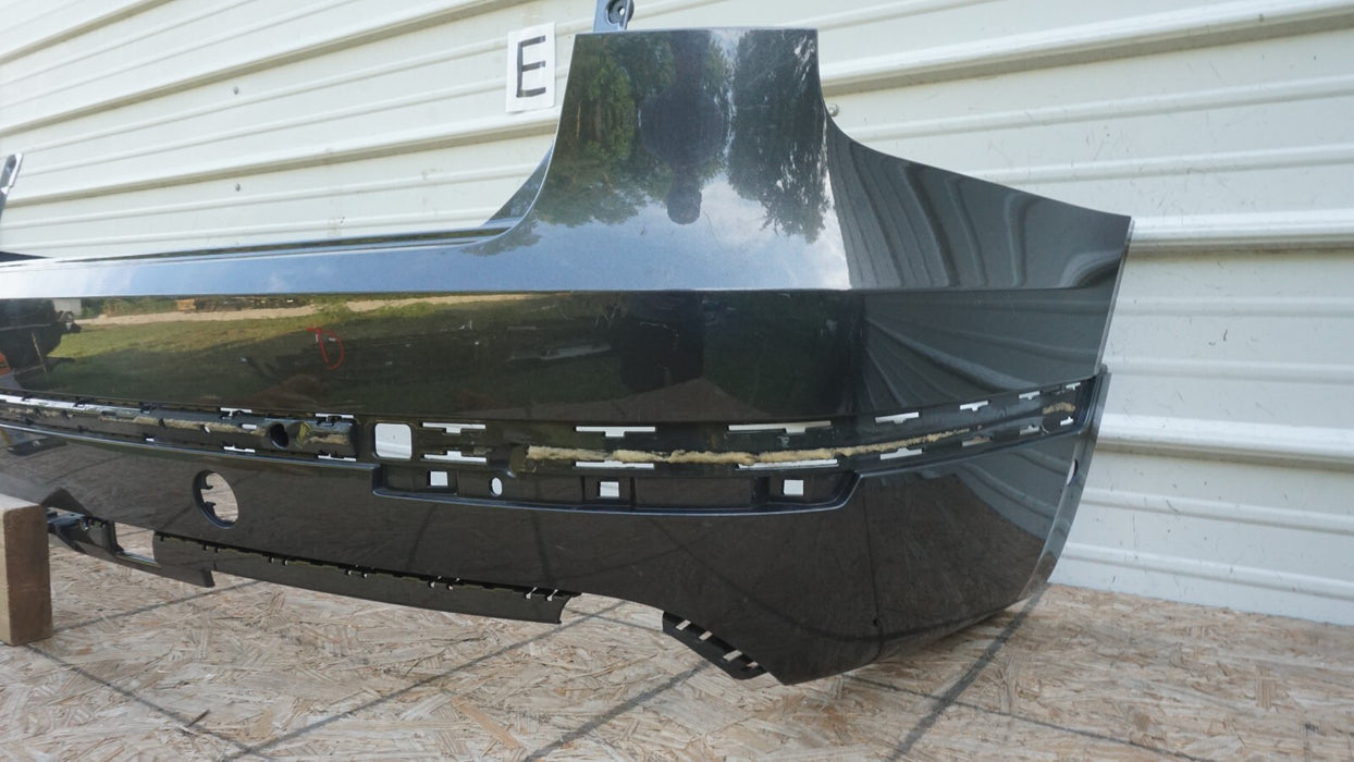2017-2019 BENTLEY BENTAYGA REAR BUMPER COVER OEM 36A807301QBS1 17 18 19