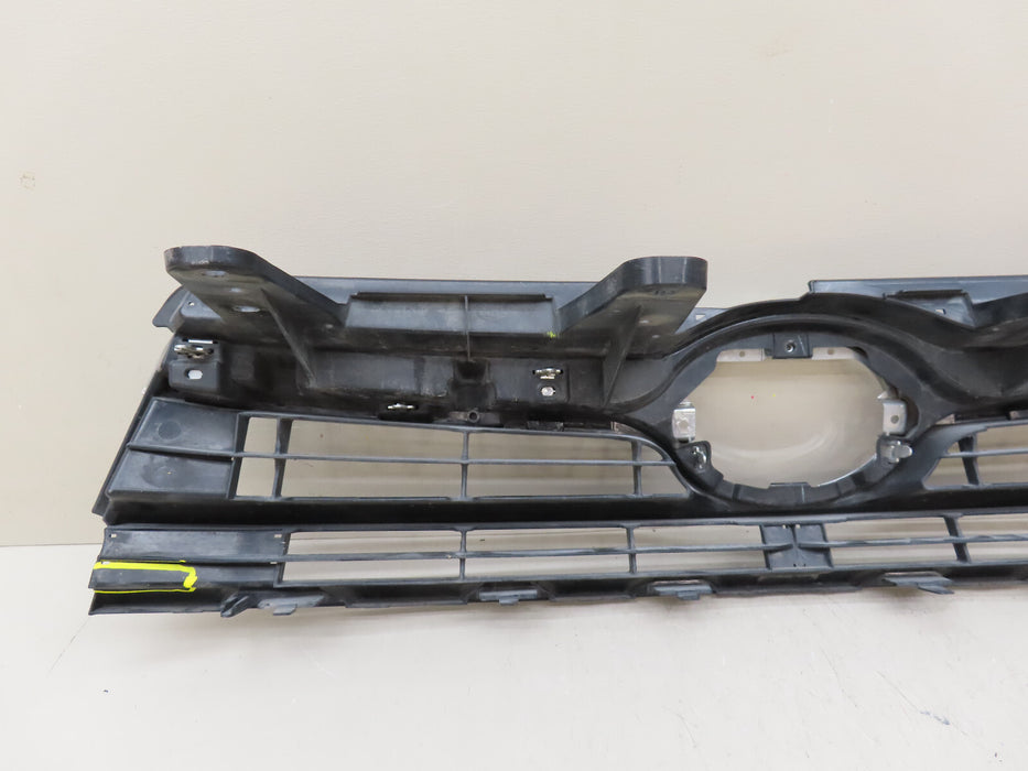 2014-2016 TOYOTA HIGHLANDER FRONT UPPER GRILLE OEM 53111-0E150