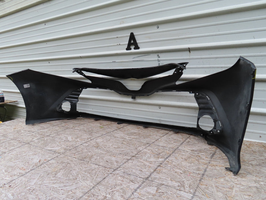 2018-2019 TOYOTA CAMRY L LE XLE HYBRID FRONT BUMPER COVER PANEL OEM 52119-06D90