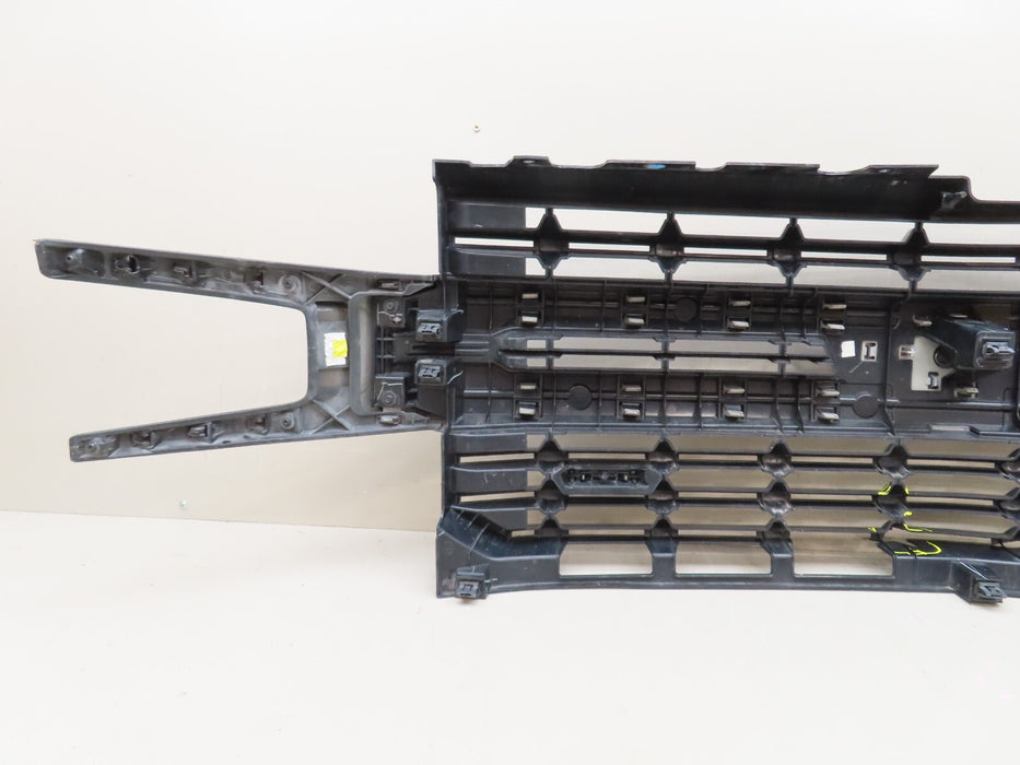 2019-2021 CHEVROLET SILVERADO 1500 Z71 FRONT GRILLE W/ BADGE EMBLEM OEM 84128450