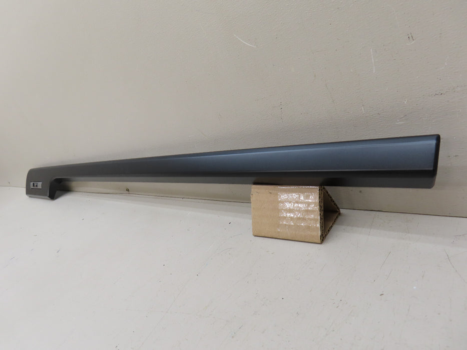 2018-2022 LAND ROVER RANGE ROVER HYBRID L405 FRONT RIGHT DOOR MOULDING OEM