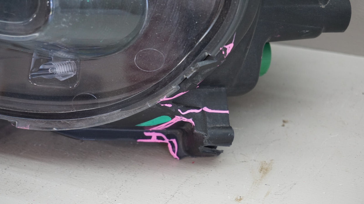 2014-2016 JEEP CHEROKEE FRONT LEFT DRIVER SIDE HEADLIGHT HALOGEN OEM 68102847AE