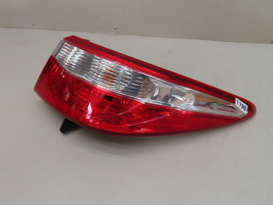 2015-2017 TOYOTA CAMRY REAR PASSENGER SIDE TAILLIGHT TAILLAMP ASSEMBLY OEM
