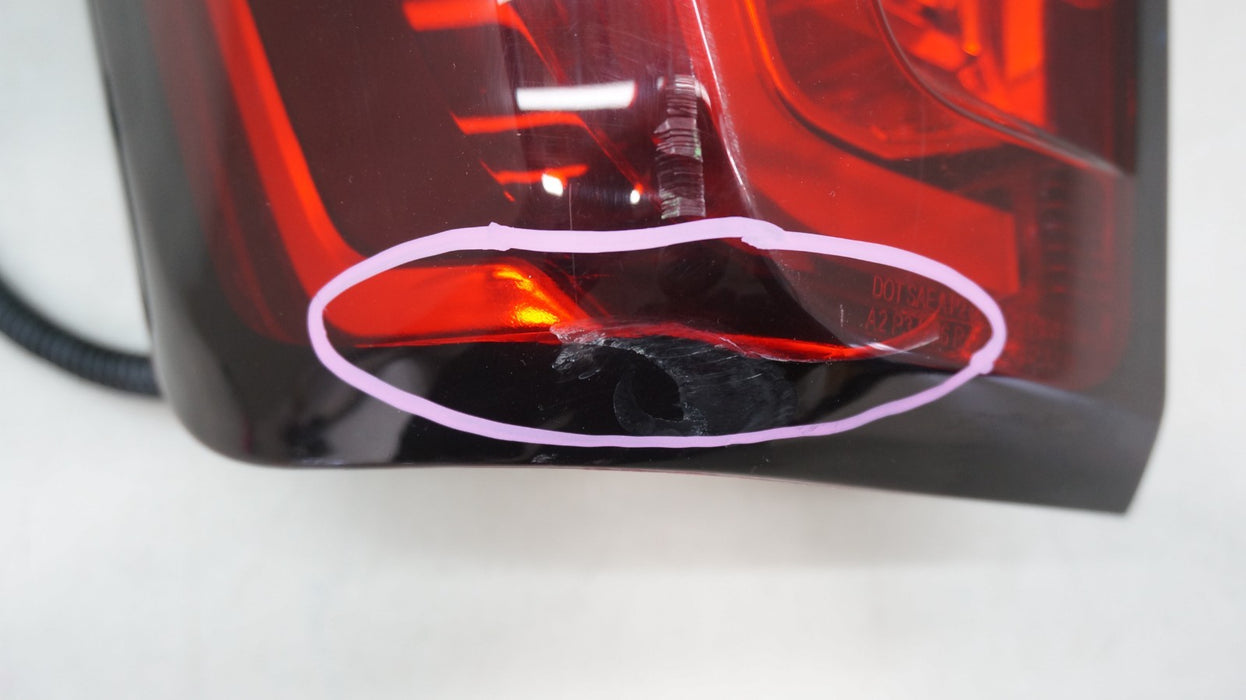 2019-2025 GMC SIERRA 1500 REAR LEFT DRIVER SIDE TAIL LIGHT OEM 84760017