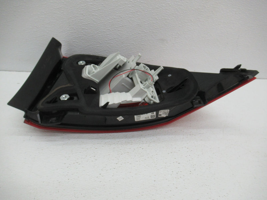 2011-2018 VOLVO S60 REAR LEFT DRIVER SIDE OUTER QUARTER TAIL LIGHT LAMP OEM