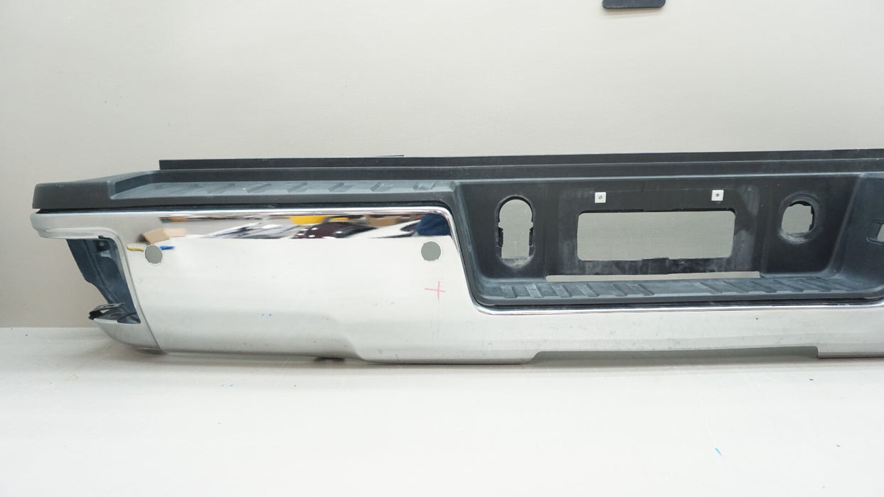 2016-2019 CHEVROLET SILVERADO GMC SIERRA 2500 REAR METAL BUMPER OEM 84204606