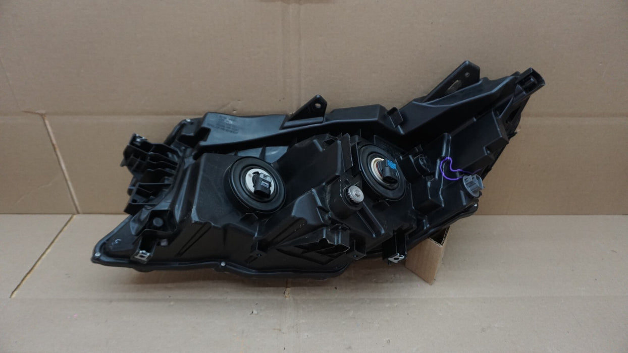 2016-2018 HONDA PILOT FRONT RIGHT PASSENGERS SIDE HEADLIGHT OEM 16 17 18