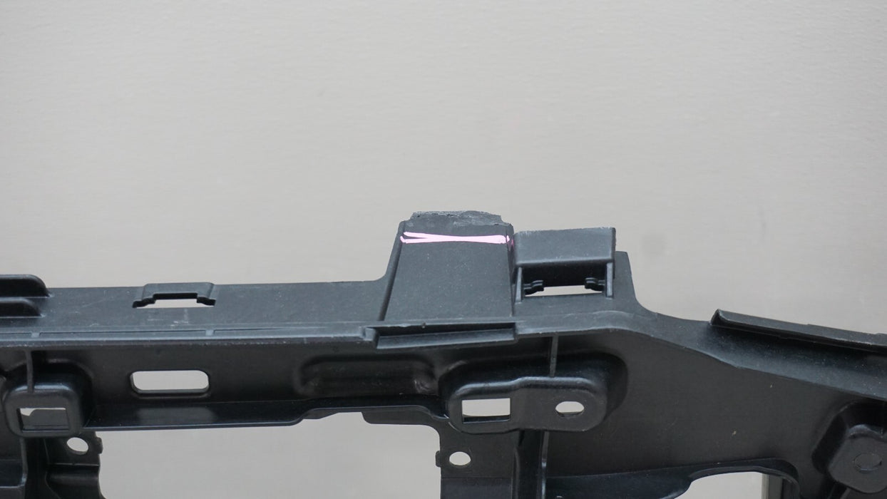 2019-2023 AUDI E-TRON FRONT MAIN GRILLE MOUNTING BRACKET 4KE.807.233 OEM