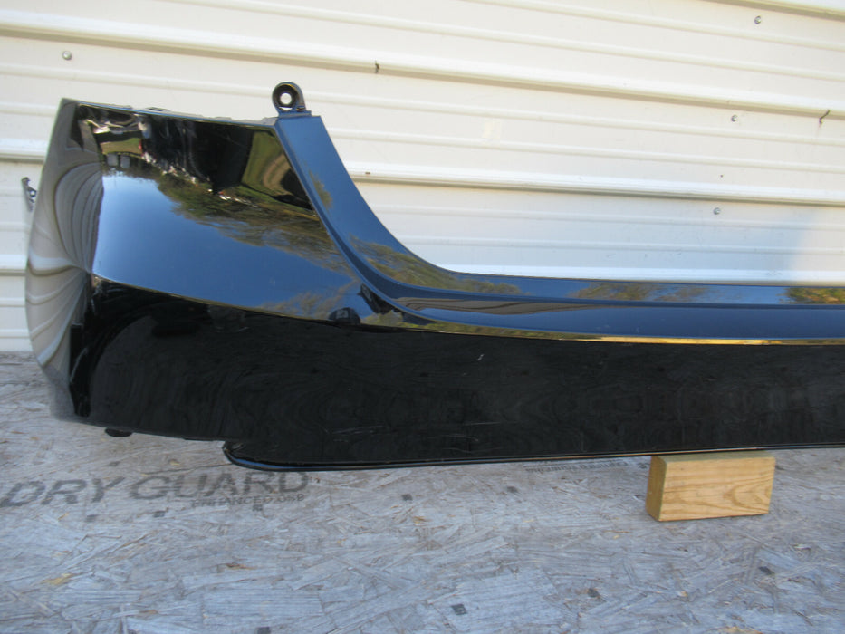 2018-2019 TOYOTA CAMRY L/LE/XLE/HYBRID REAR BUMPER COVER OEM