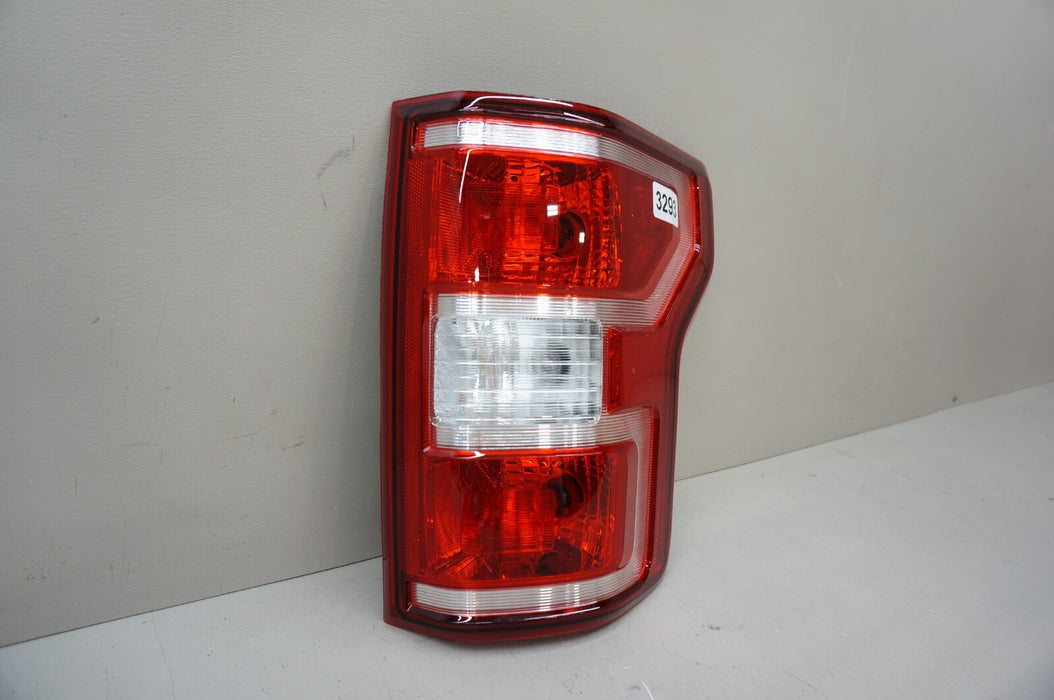 **NEW** 2018-2020 FORD F150 F-150 REAR RIGHT PASSENGER SIDE TAIL LIGHT OEM