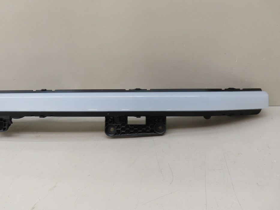 2022-2024 FORD F-150 LIGHTNING EV FRONT CENTER LIGHT BAR LED OEM NL34-13D272-A