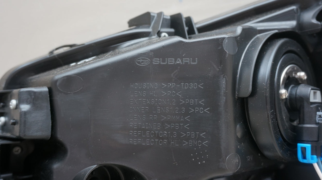 2018-2019 SUBARU OUTBACK FRONT RIGHT RH HALOGEN HEADLIGHT LAMP 84001AL10A OEM