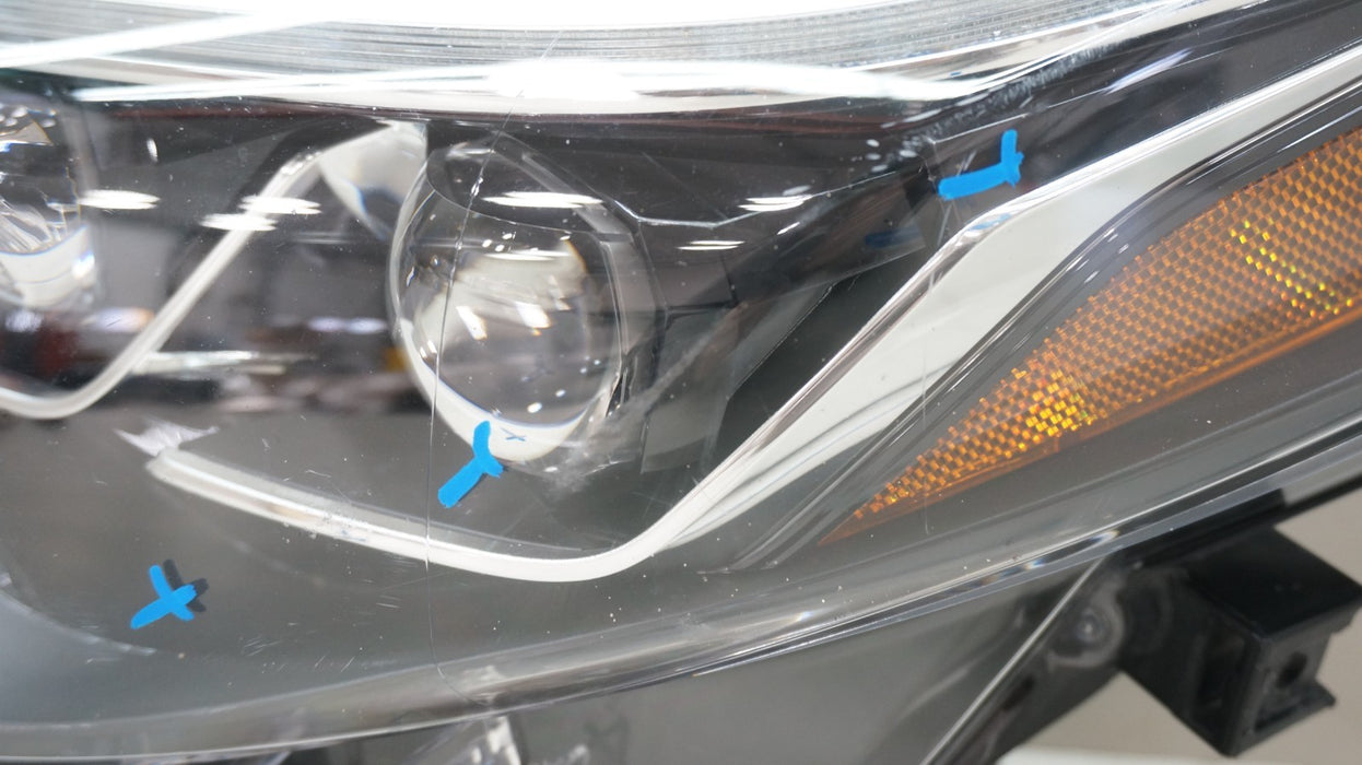 2017-2019 TOYOTA COROLLA FRONT LEFT DRIVERS SIDE LED HEADLIGHT OEM