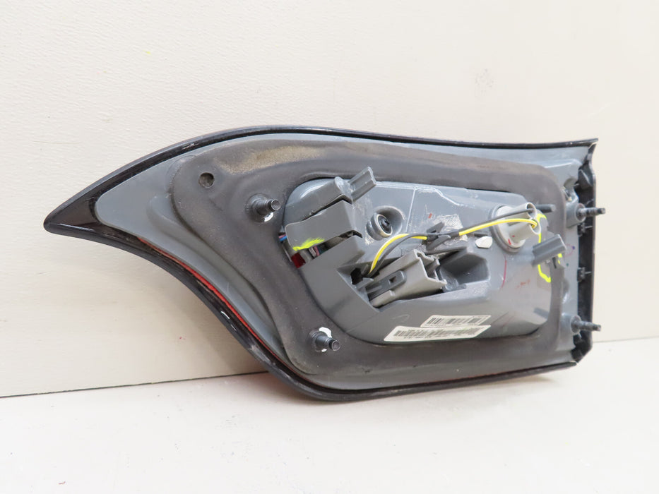 2015 2016 JEEP CHEROKEE REAR LEFT DRIVER INNER TAIL LIGHT OEM 68102921AC