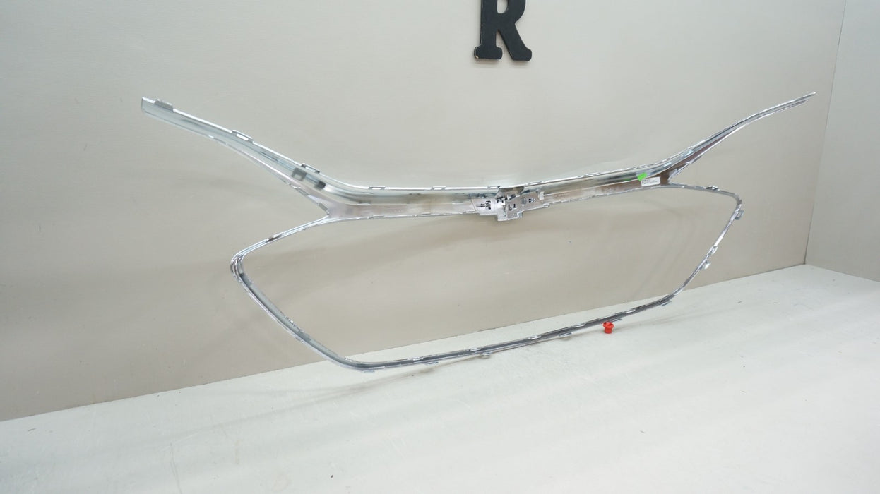 2019-2025 CHEVROLET MALIBU FRONT GRILLE CHROME SURROUND TRIM OEM 84473374