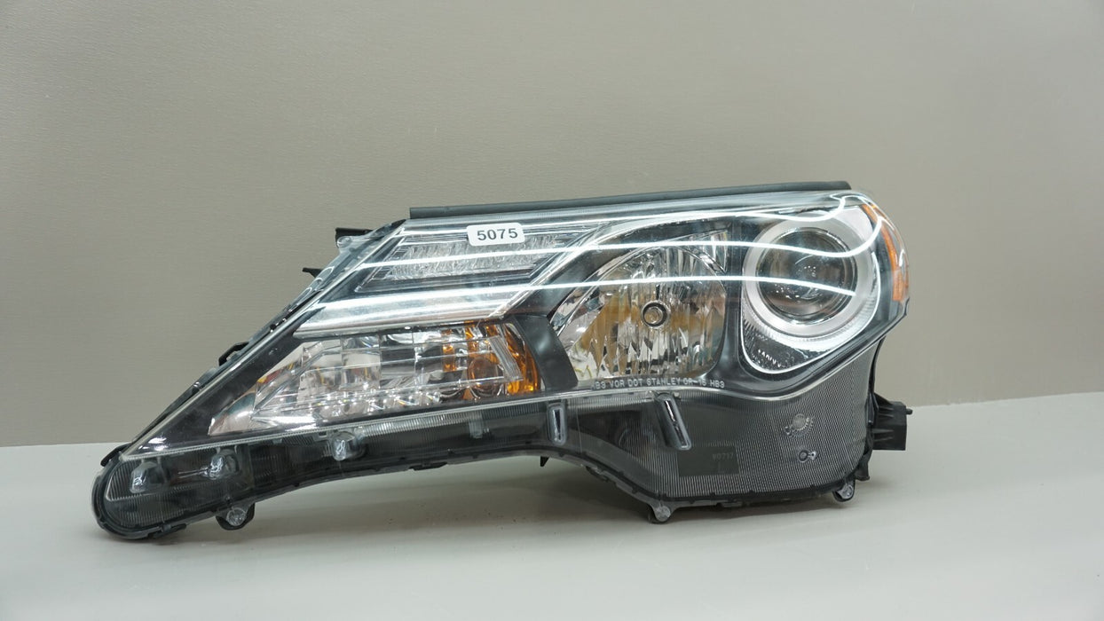 2013-2015 TOYOTA RAV4 FRONT LEFT DRIVER SIDE HALOGEN HEADLIGHT OEM 13 14 15
