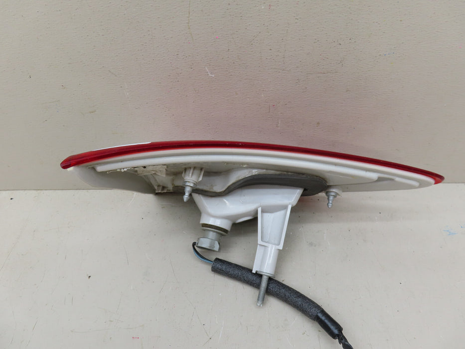 2013-2016 FORD ESCAPE REAR RIGHT PASSENGER SIDE TAIL LIGHT INNER OEM