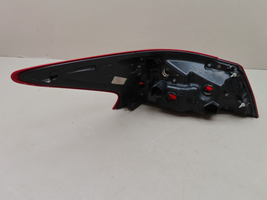 2016 2017 2018 NISSAN ALTIMA RIGHT TAIL LIGHT LAMP OEM