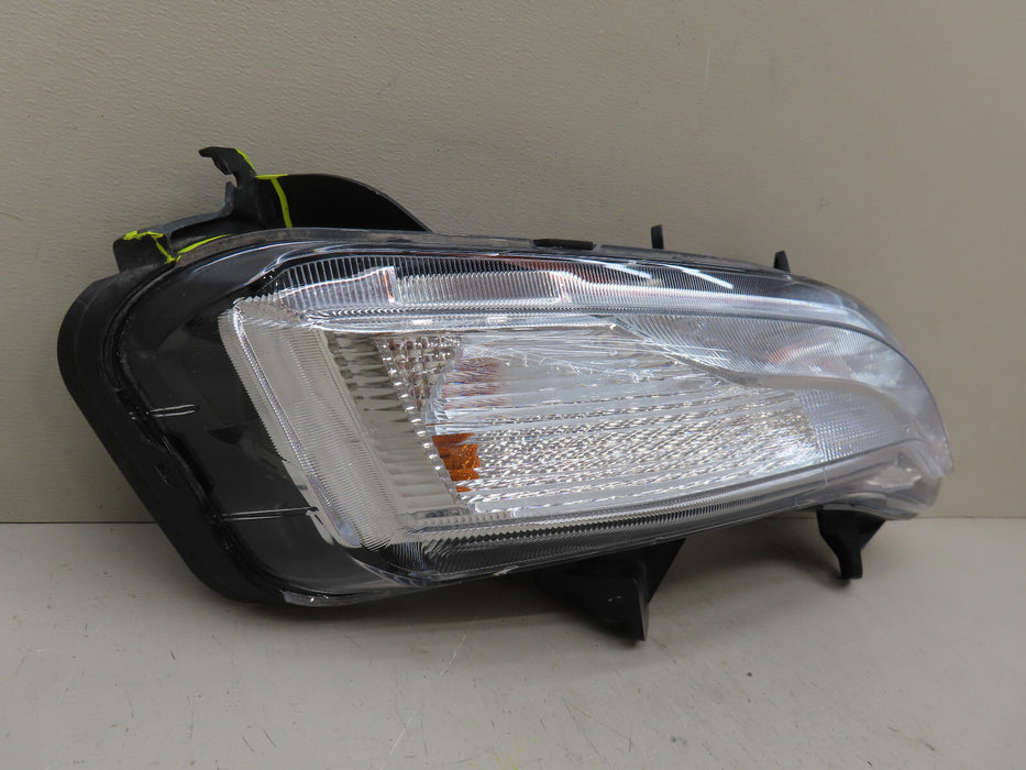 2019-2023 CHEVROLET MALIBU FRONT RIGHT PASSENGER SIDE FOG LIGHT OEM