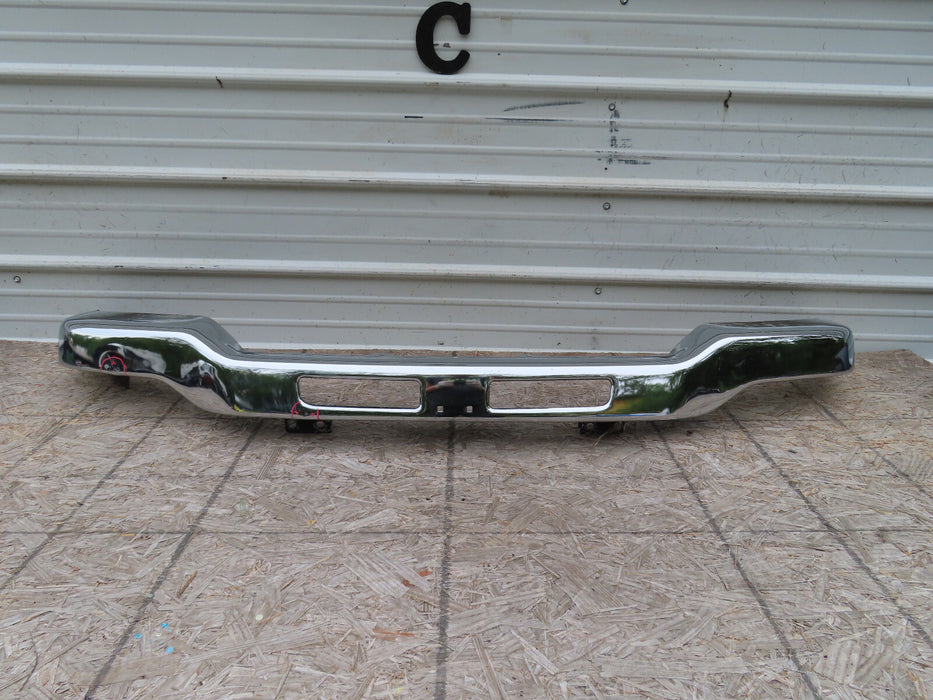 2003-2007 GMC SIERRA 1500-2500 FRONT UPPER METAL BUMPER OEM P#15098990