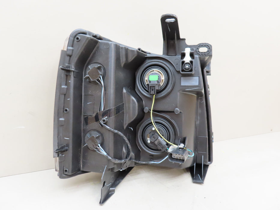 2007-2013 CHEVROLET SILVERADO 1500 FRONT LEFT DRIVER HEADLIGHT HALOGEN OEM