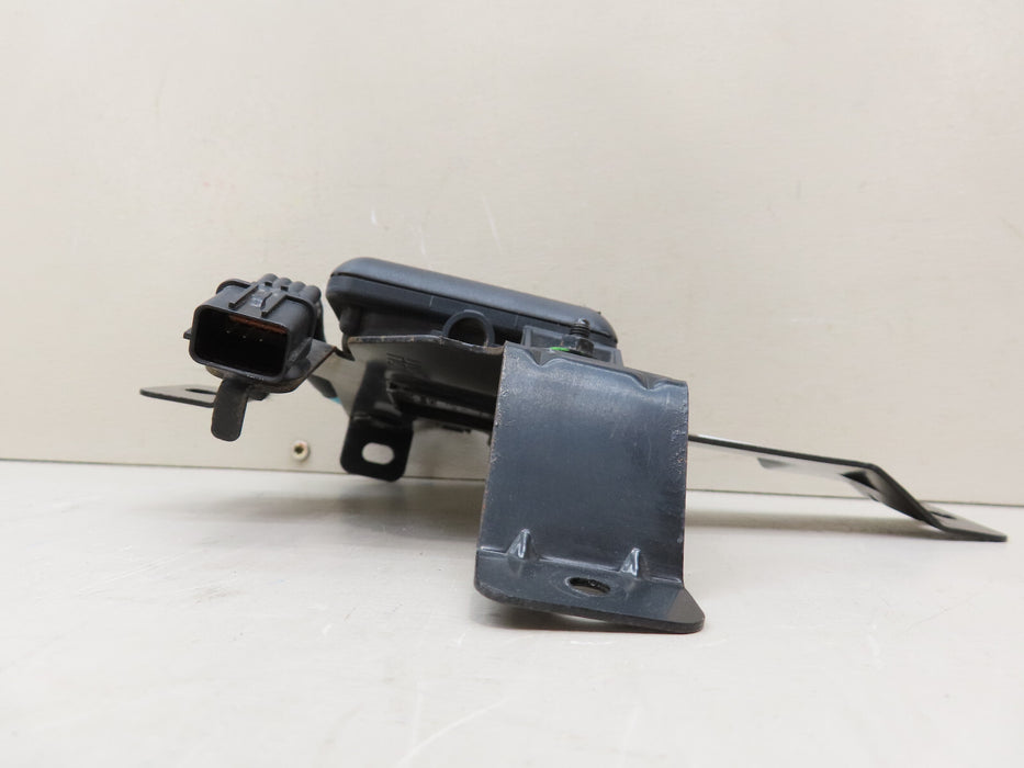 2016-2018 HYUNDAI ELANTRA RIGHT REAR BLIND SPOT RADAR MODULE OEM 95821-F2200