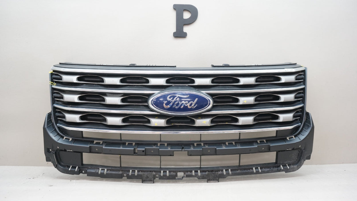 2016-2017 FORD EXPLORER FRONT BUMPER RADIATOR GRILLE OEM FB5Z8200AB