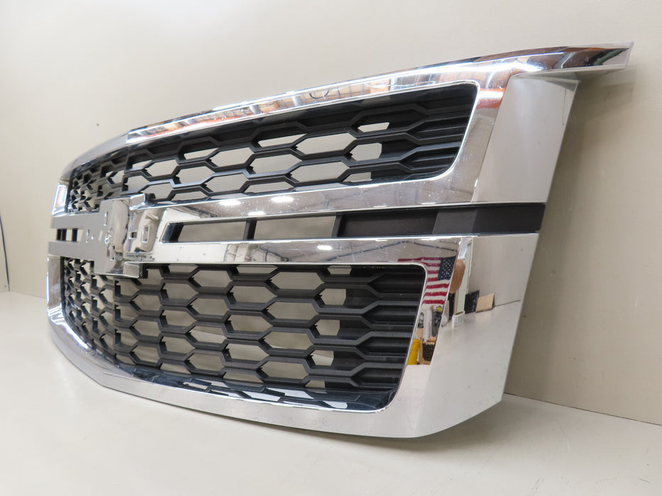 2015-2020 CHEVROLET TAHOE/SUBURBAN FRONT RADIATOR GRILL GRILLE OEM 23440914
