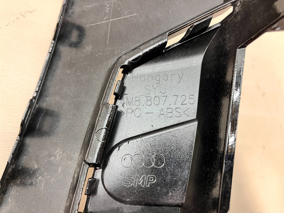 2019-2023 AUDI Q8 FRONT UPPER RADIATOR GRILLE SURROUND TRIM OEM 4M8 807 725