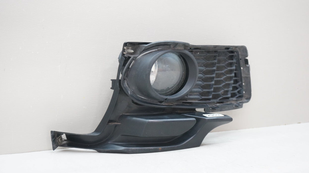 BMW 3 SERIES E92 E93 FRONT RIGHT PASSENGER SIDE FOG LIGHT WITH COVER OEM