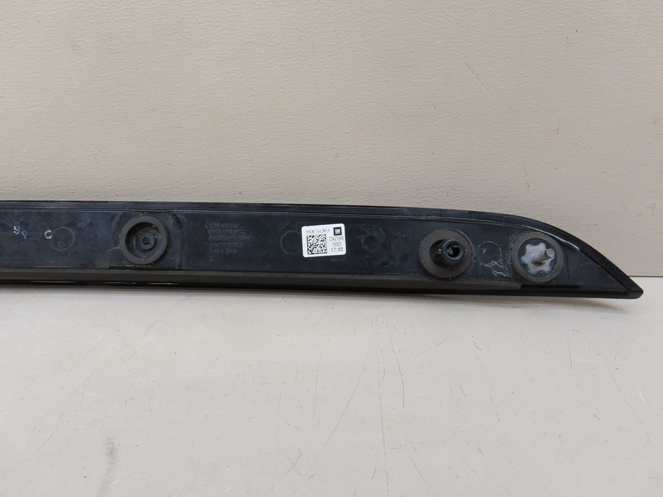 2016-2024 CHEVROLET MALIBU REAR 3RD BRAKE CENTER TAIL LIGHT OEM