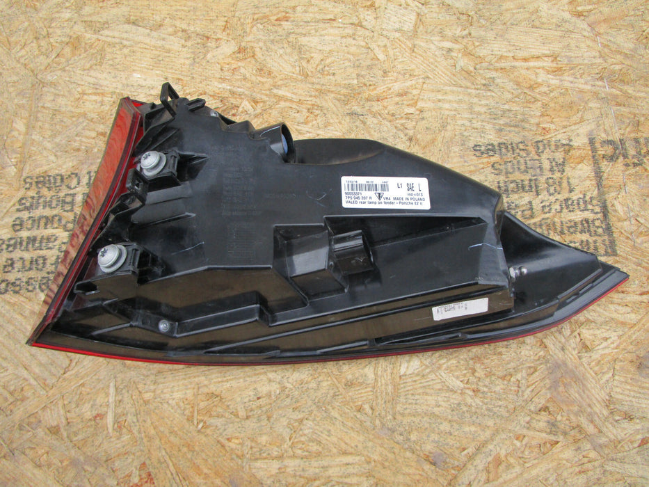 2015 2016 2017 PORSCHE CAYENNE LEFT REAR LED TAILLIGHT TAILLAMP OEM