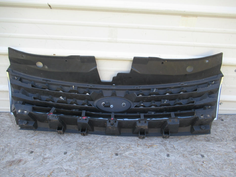 2008-2009 FORD TAURUS FRONT RADIATOR GRILL GRILLE COVER 8G13-8A164-AD OEM