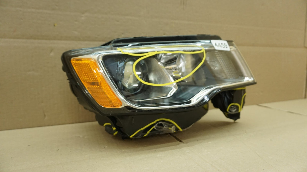2017-2021 JEEP GRAND CHEEROKEE FRONT RIGHT PASSENGER SIDE  HEADLIGHT HALOGEN OEM