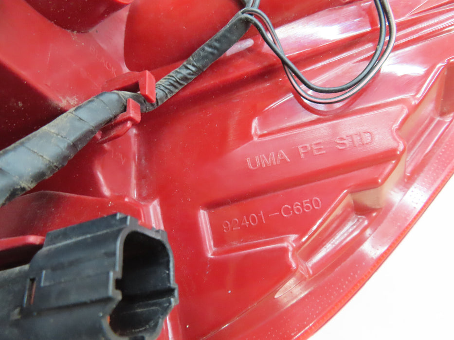 2019-2020 KIA SORENTO LEFT DRIVER SIDE OUTER TAIL LIGHT HALOGEN OEM 92401-C650